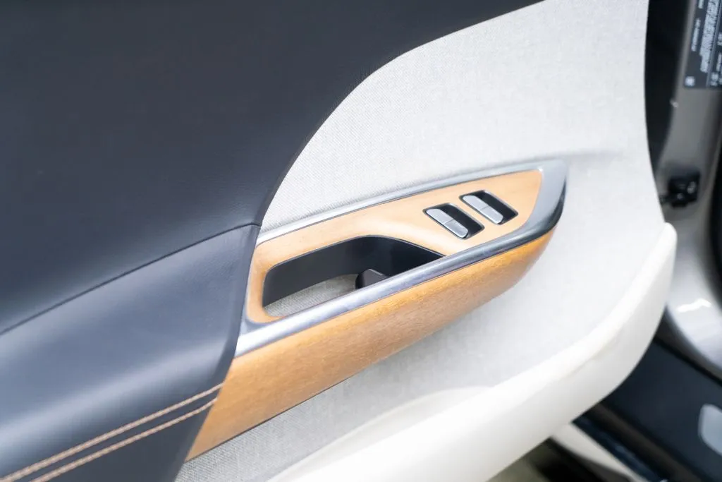 Lucid Air photo 26