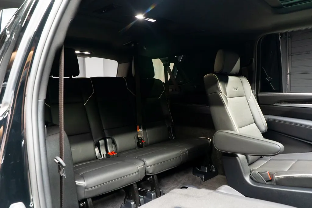 Cadillac Escalade ESV photo 52