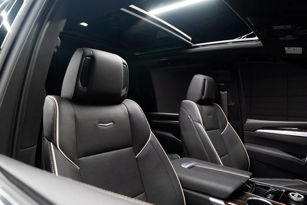 Cadillac Escalade ESV photo 45