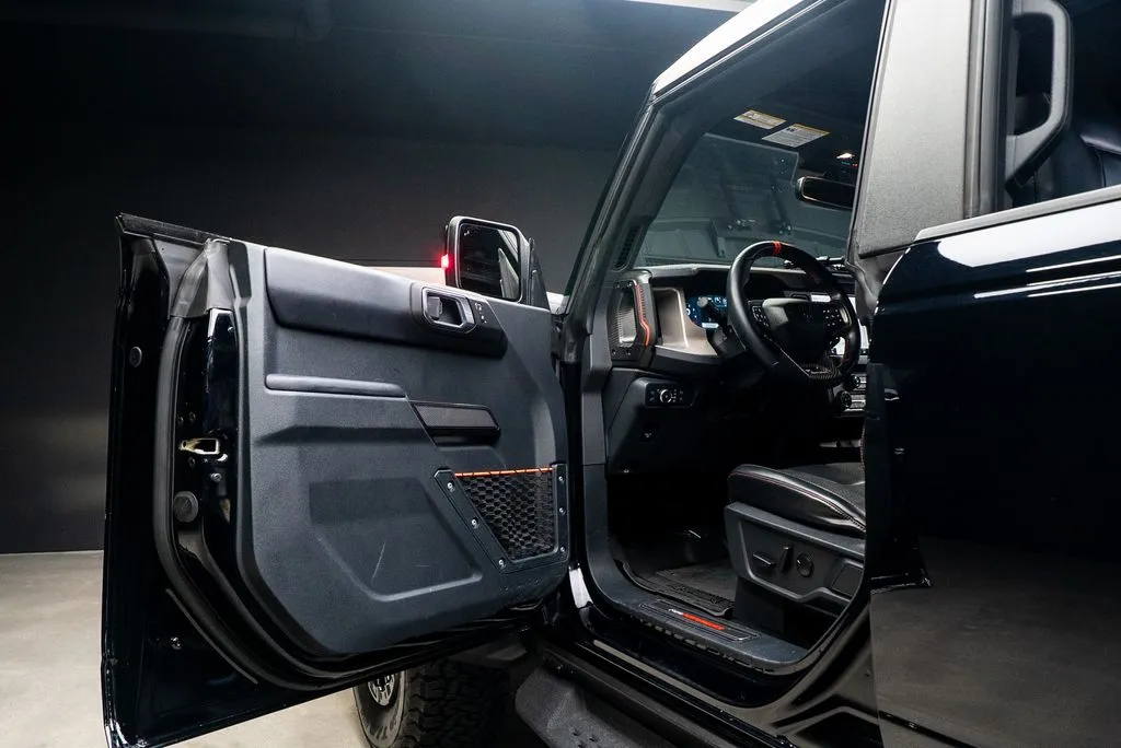 Ford Bronco photo 29