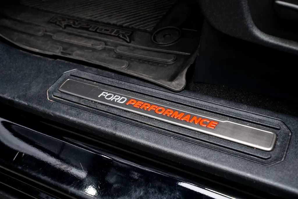 Ford Bronco photo 32