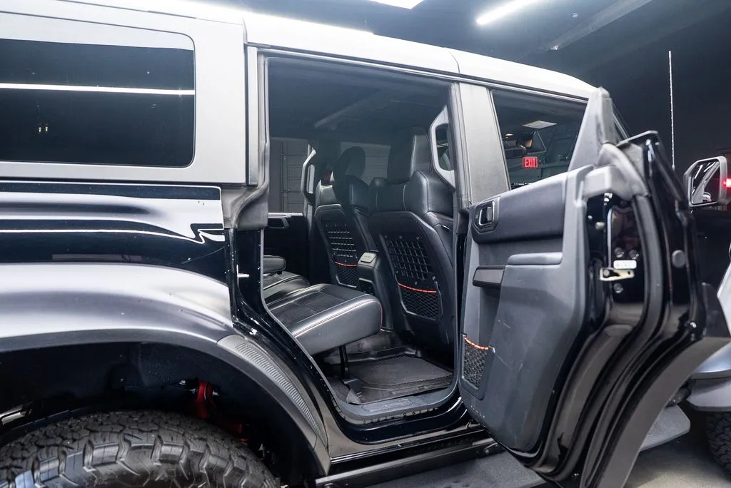 Ford Bronco photo 53