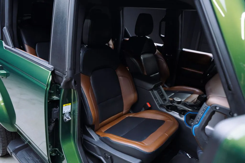 Ford Bronco photo 41