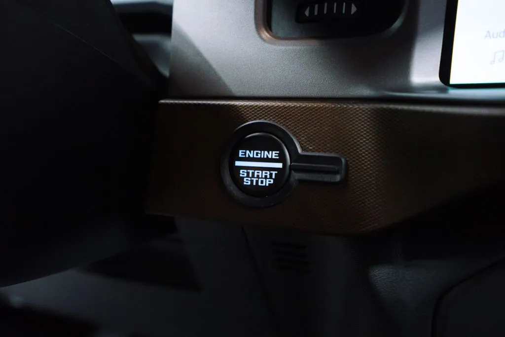 Ford Bronco photo 34