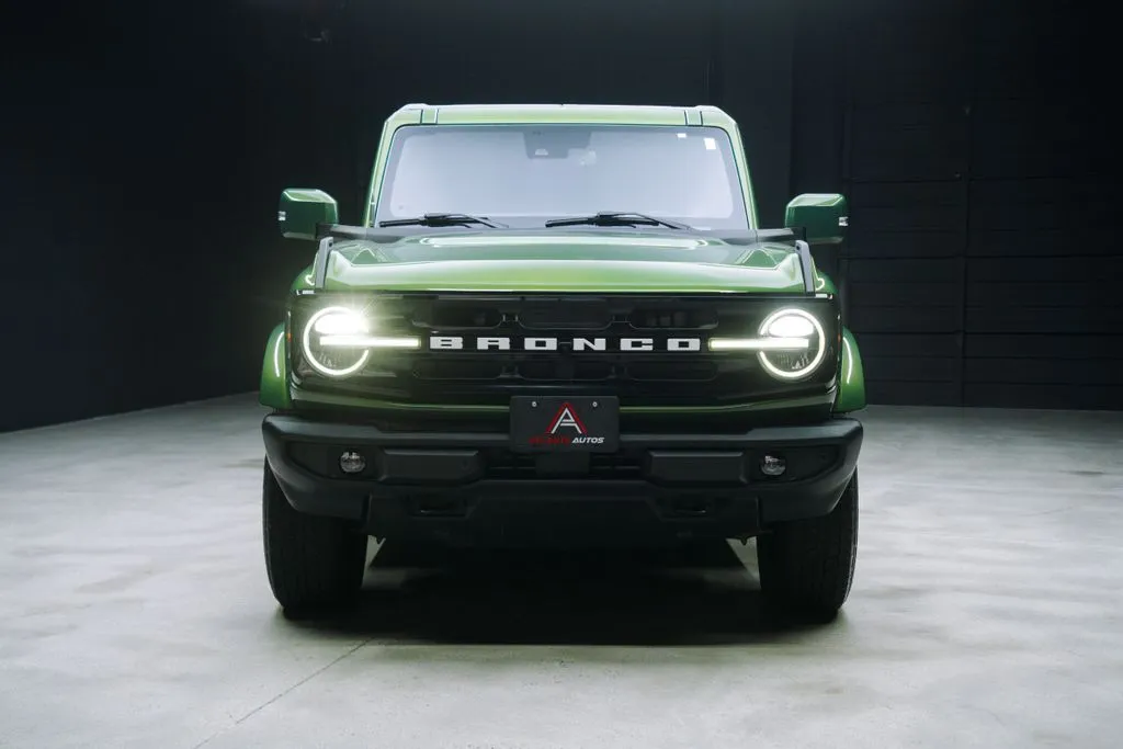Ford Bronco photo 6