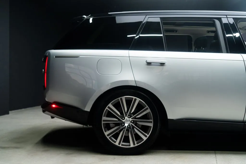 Land Rover Range Rover photo 14