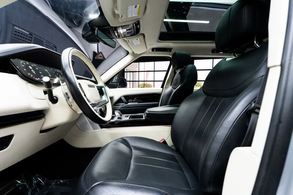 Land Rover Range Rover photo 26