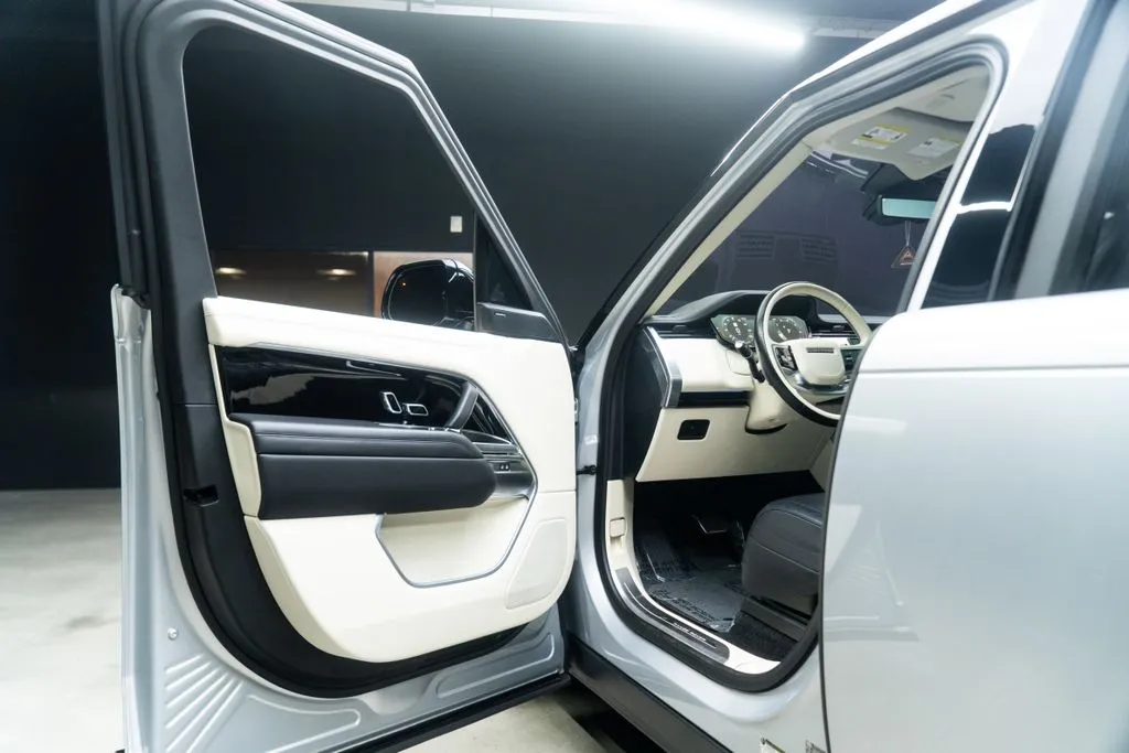 Land Rover Range Rover photo 23