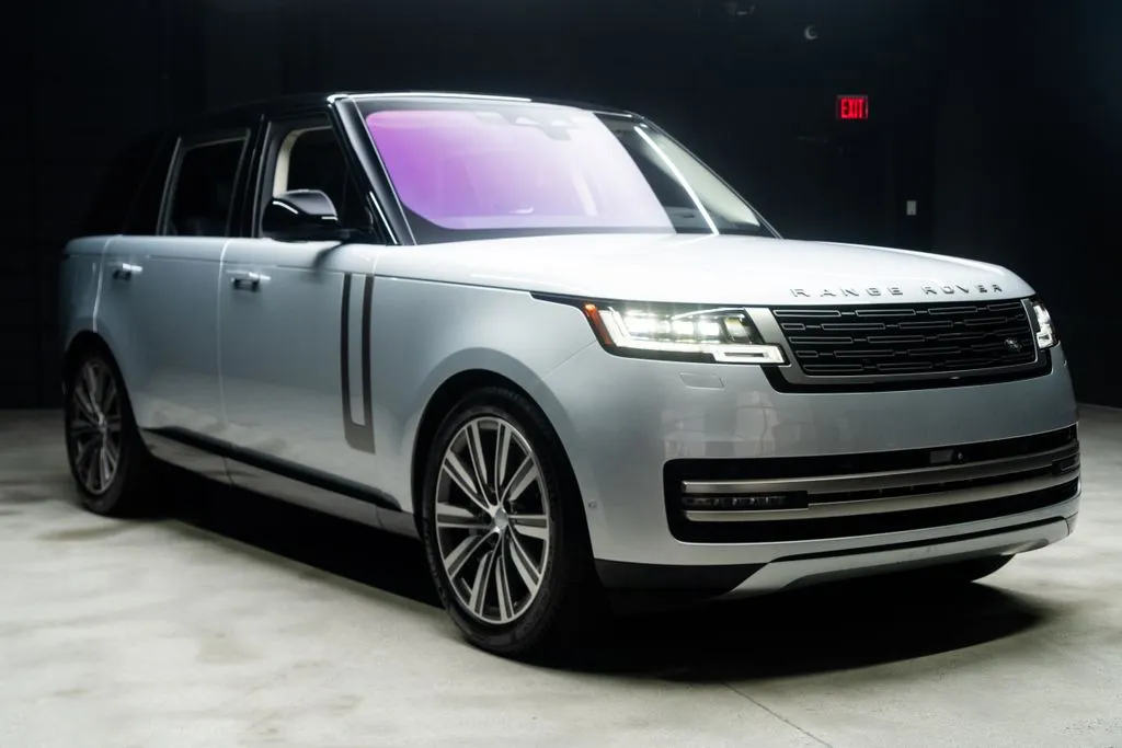 Land Rover Range Rover photo 8