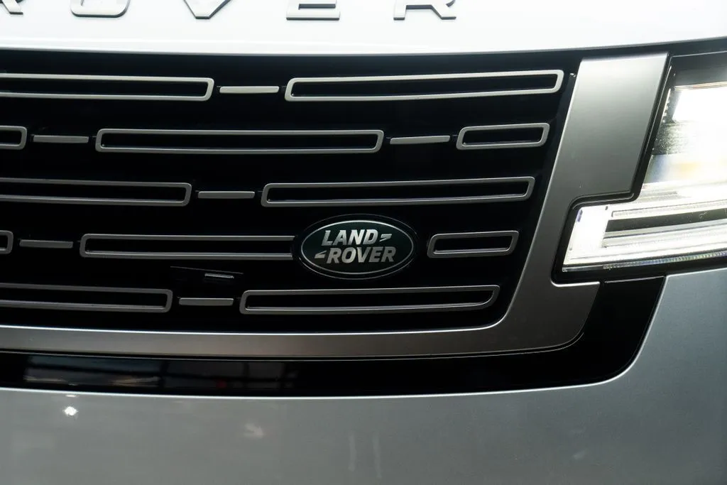 Land Rover Range Rover photo 6