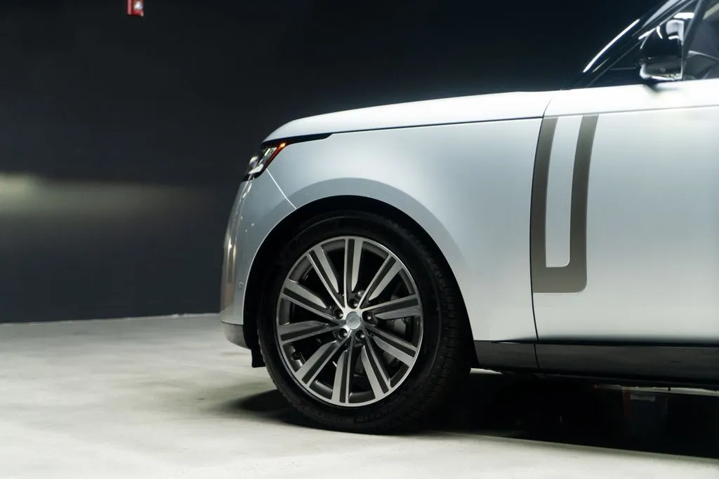 Land Rover Range Rover photo 21