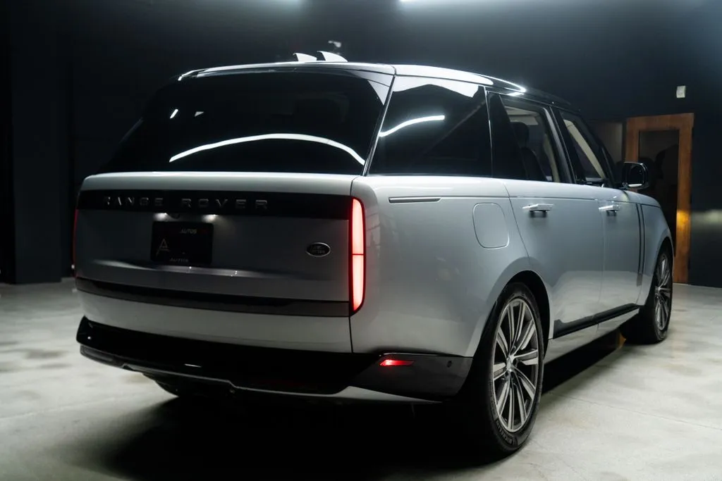 Land Rover Range Rover photo 16