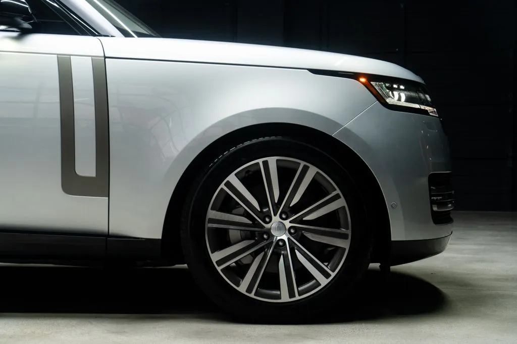 Land Rover Range Rover photo 11