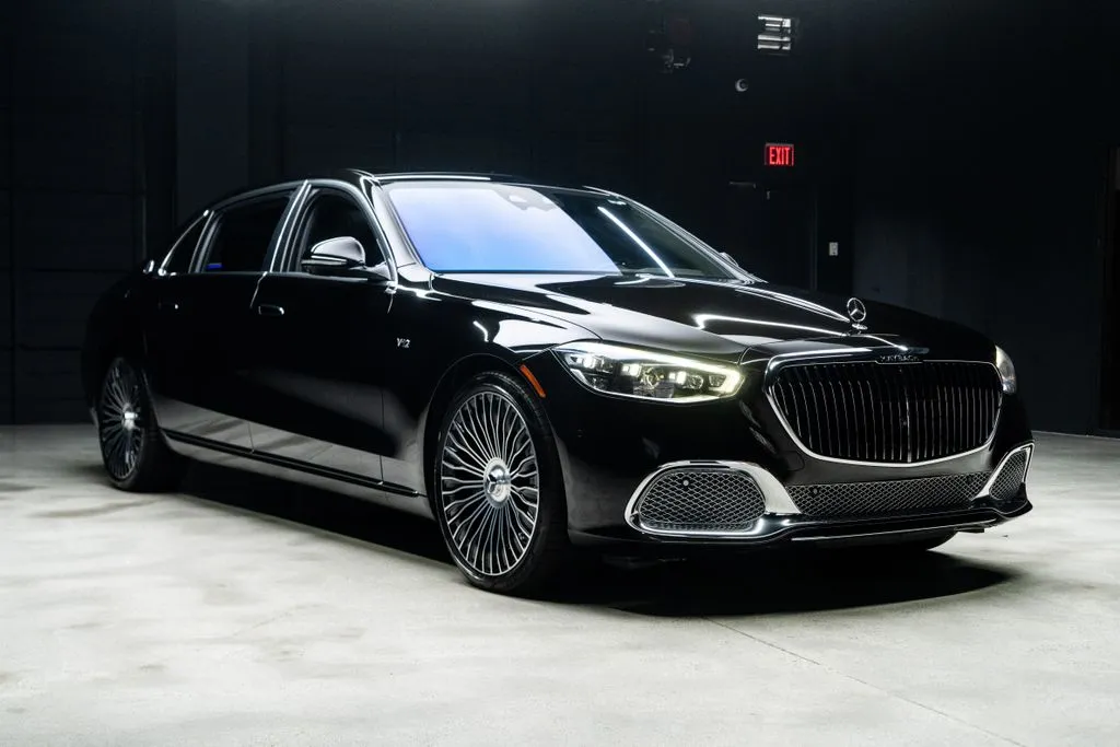 Mercedes-Benz S-Class photo 11