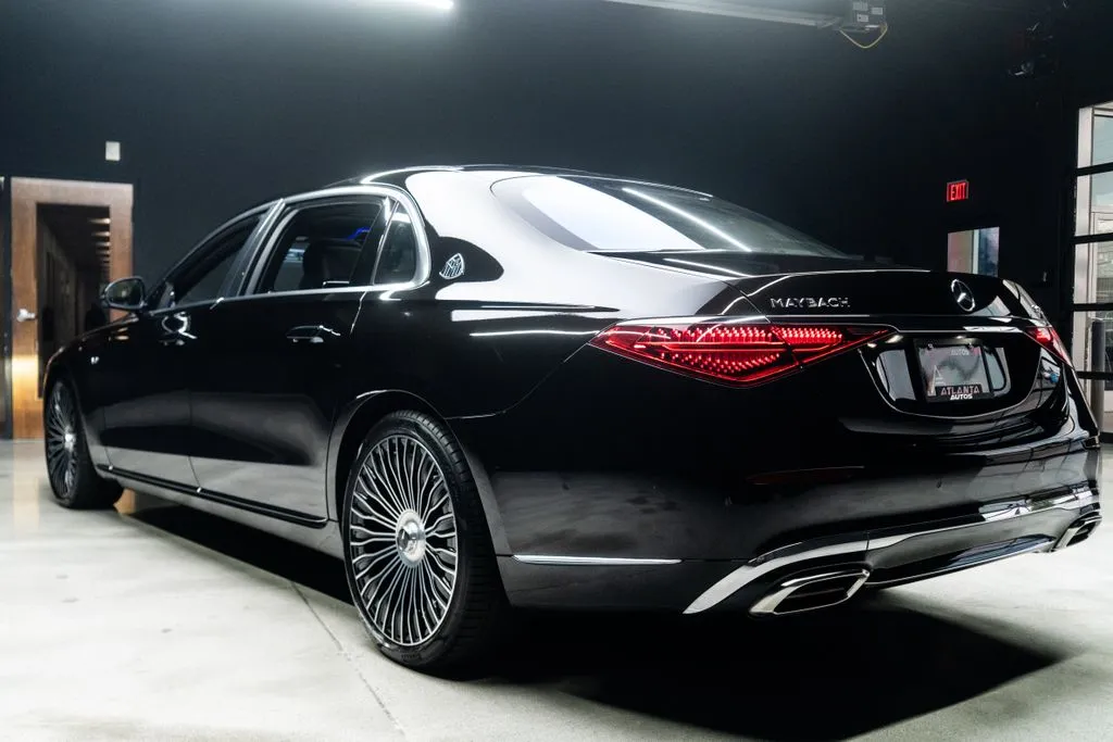 Mercedes-Benz S-Class photo 26