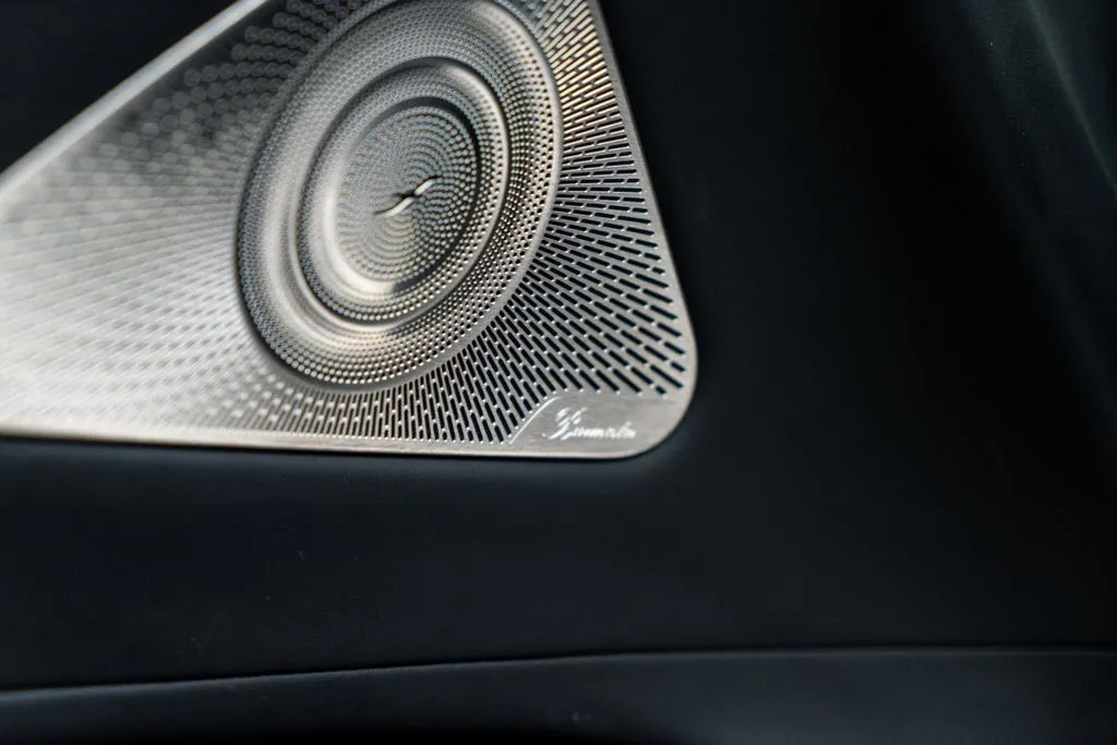 Mercedes-Benz S-Class photo 34