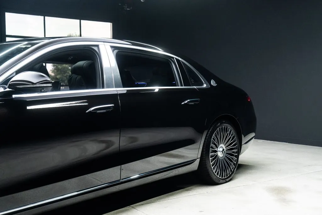 Mercedes-Benz S-Class photo 29