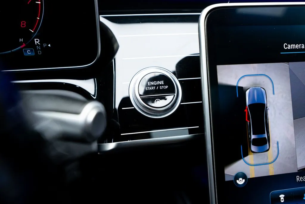 Mercedes-Benz S-Class photo 46