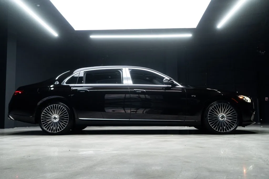 Mercedes-Benz S-Class photo 12