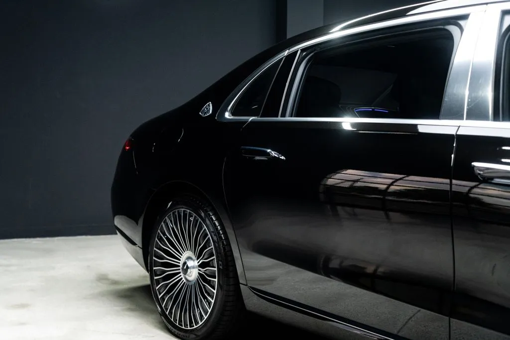 Mercedes-Benz S-Class photo 17