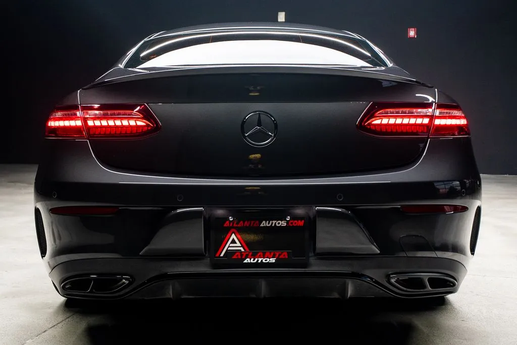 Mercedes-Benz E-Class photo 18