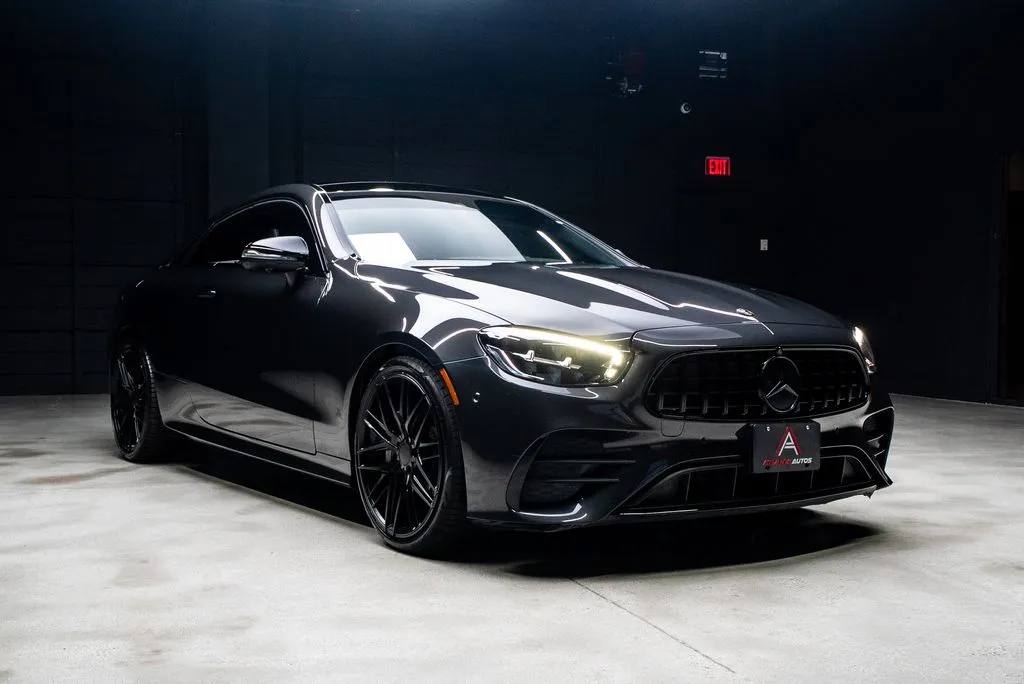 Mercedes-Benz E-Class photo 7