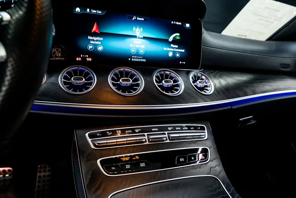 Mercedes-Benz E-Class photo 36
