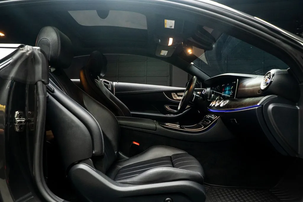 Mercedes-Benz E-Class photo 40