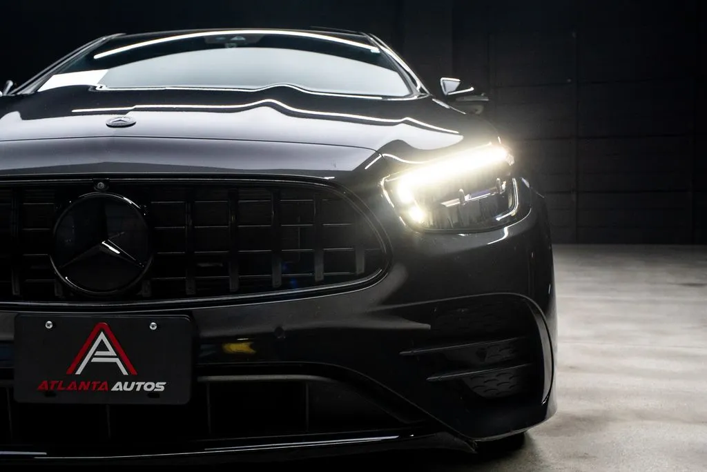 Mercedes-Benz E-Class photo 4