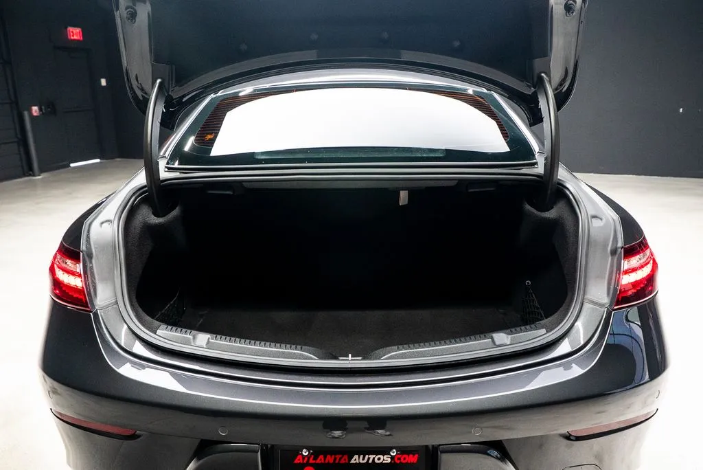 Mercedes-Benz E-Class photo 45