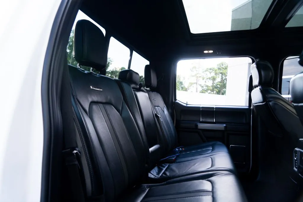 Ford F-250SD photo 33