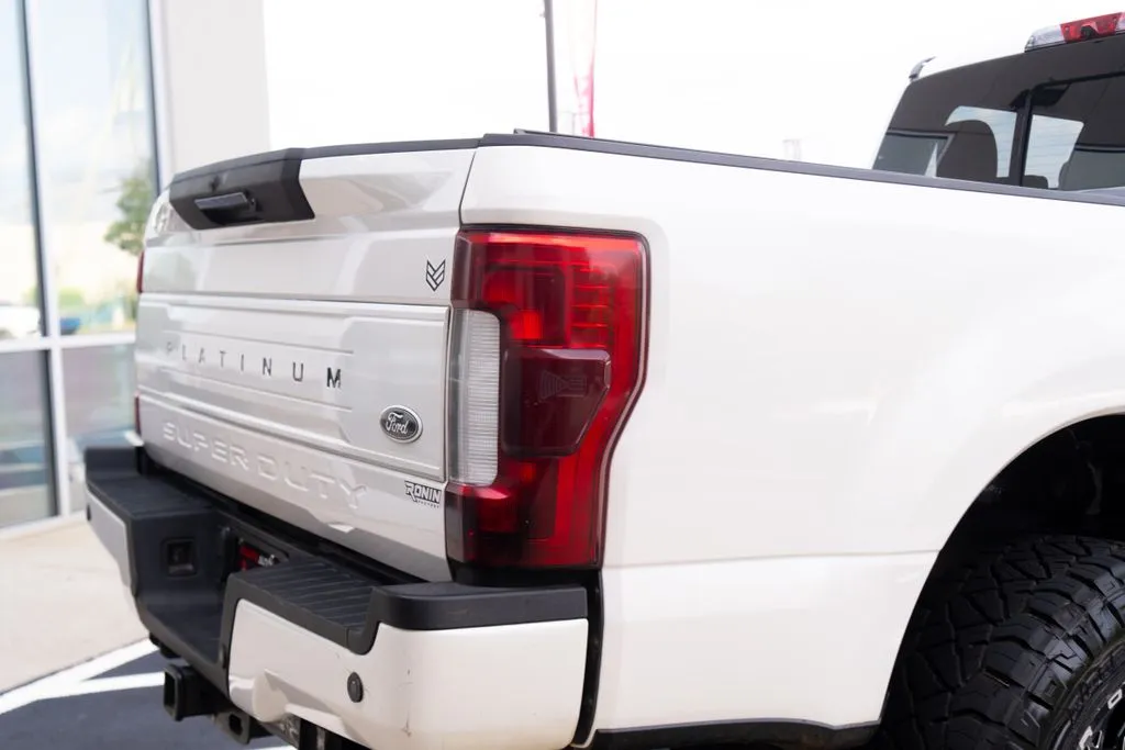 Ford F-250SD photo 13