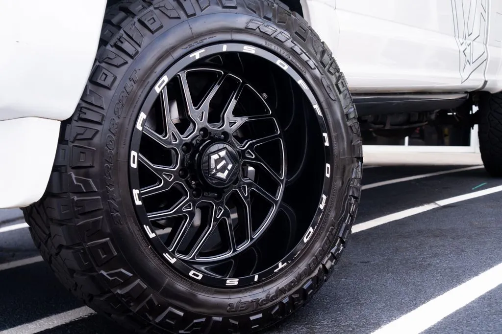 Ford F-250SD photo 3