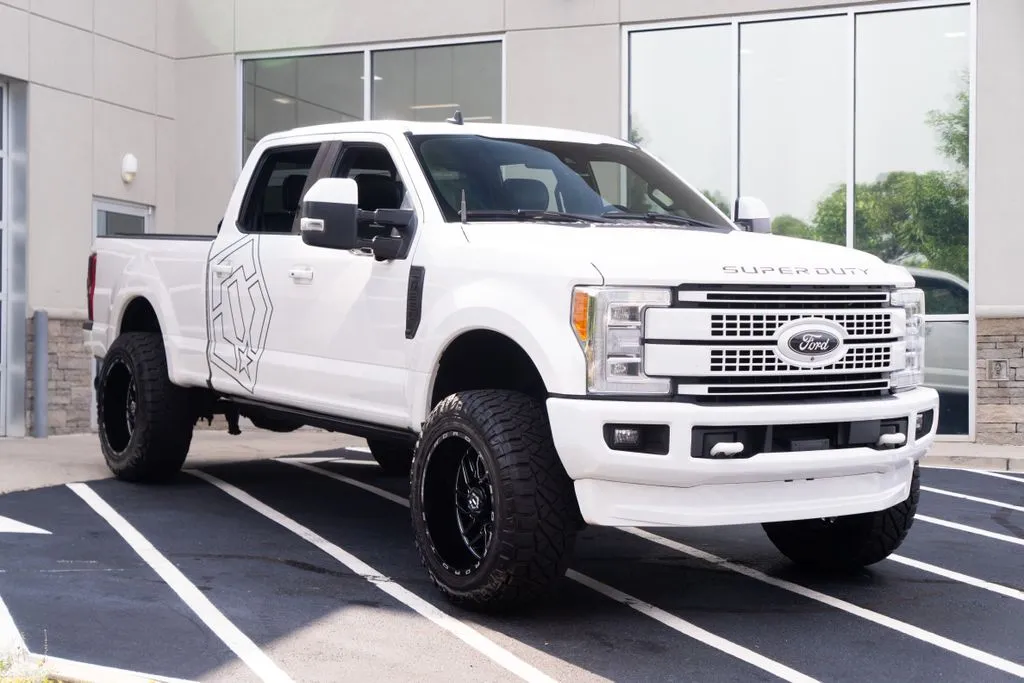 Ford F-250SD photo 7