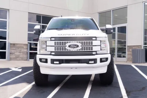 More photos of 2019 Ford F-250SD Platinum at Atlanta Autos, GA