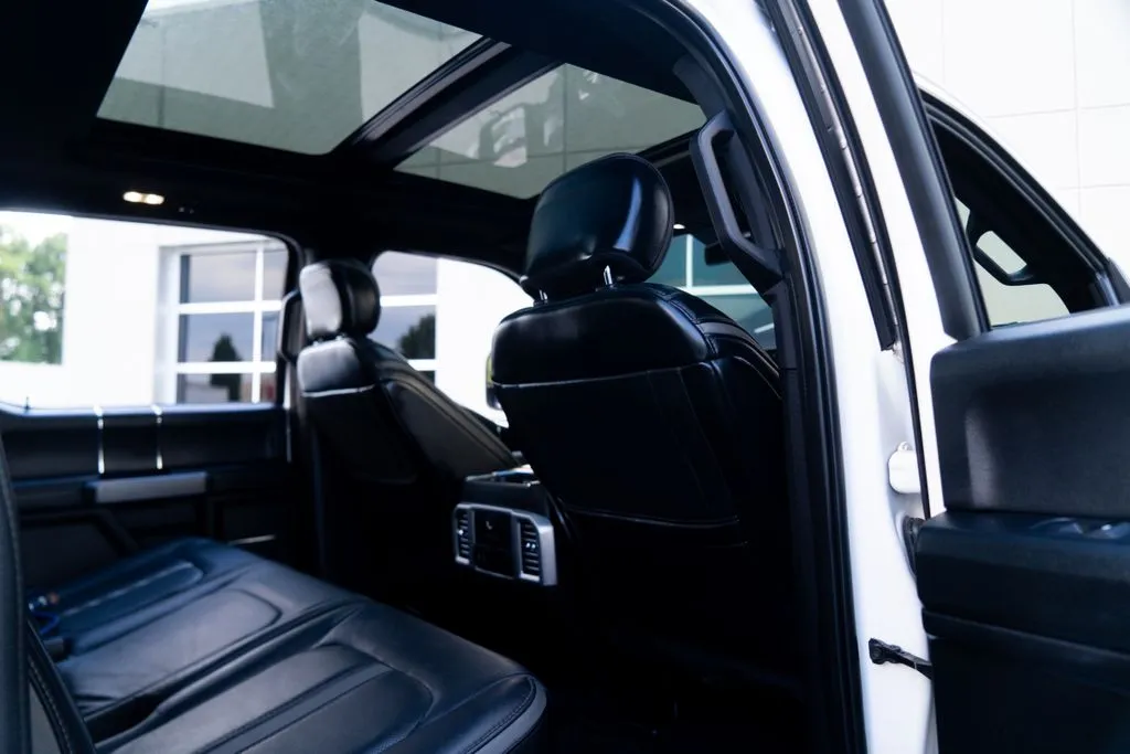 Ford F-250SD photo 31