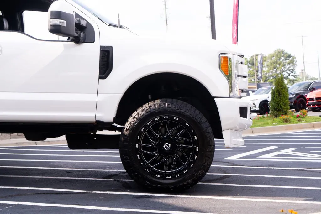 Ford F-250SD photo 9