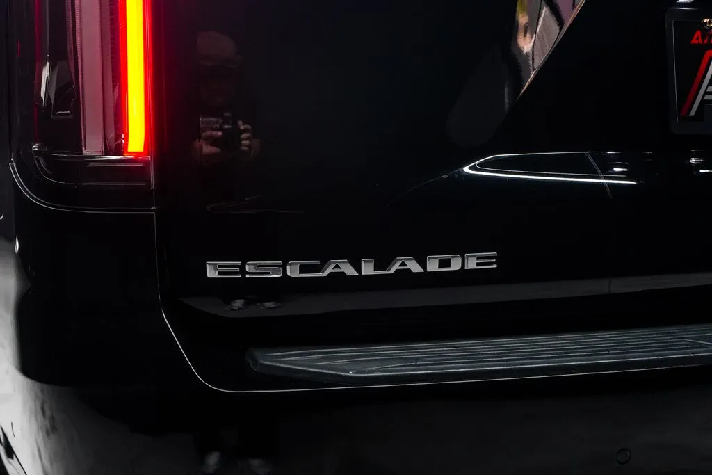 Cadillac Escalade photo 22