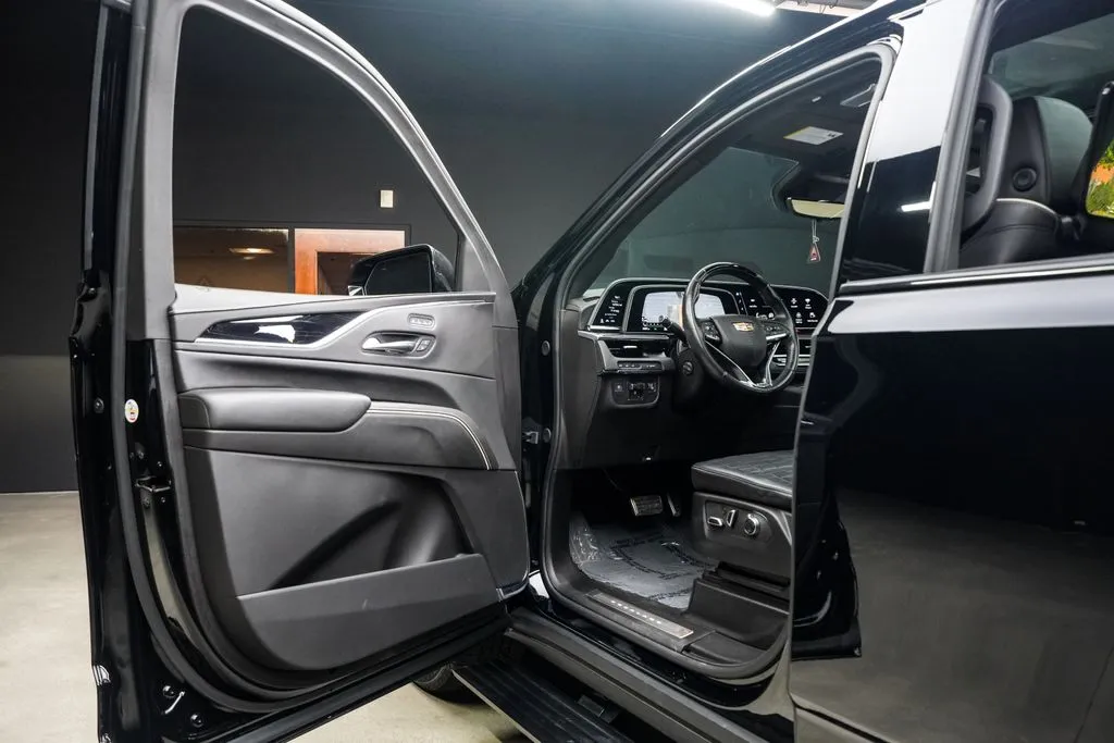 Cadillac Escalade photo 25
