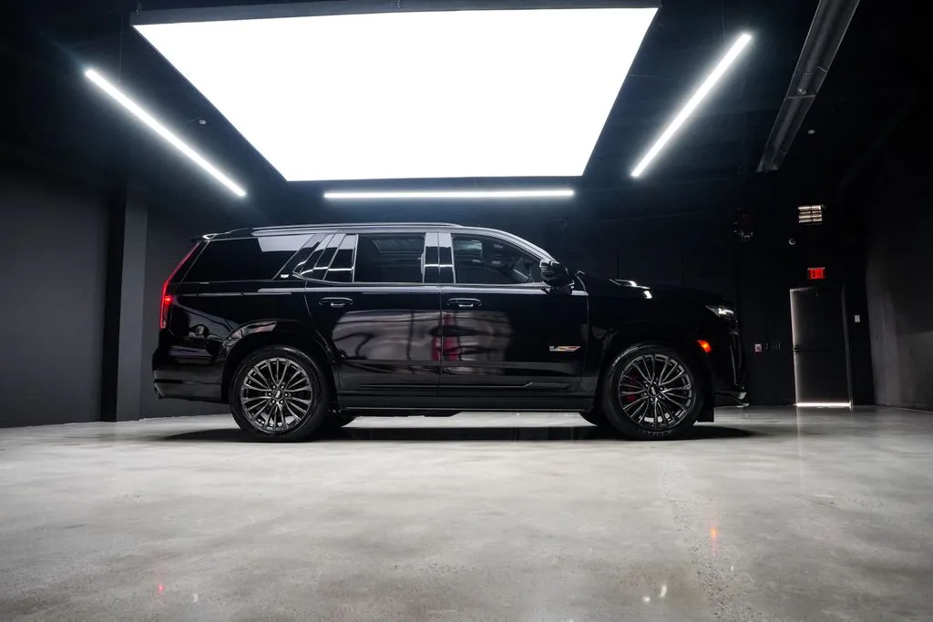 Cadillac Escalade photo 10