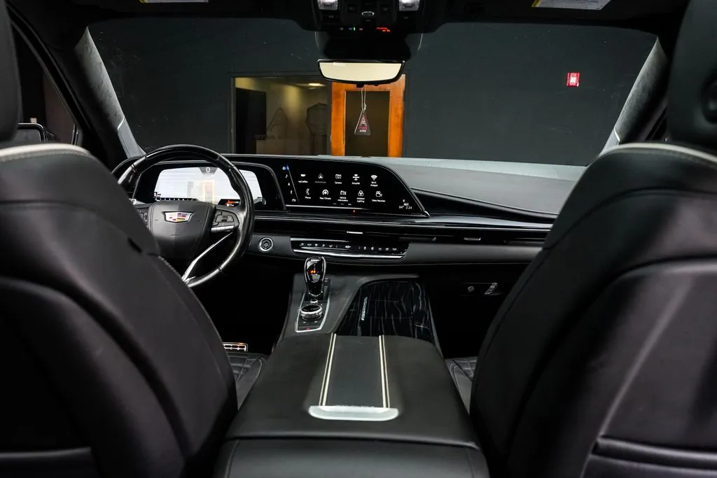 Cadillac Escalade photo 46