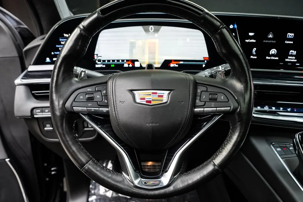 Cadillac Escalade photo 32