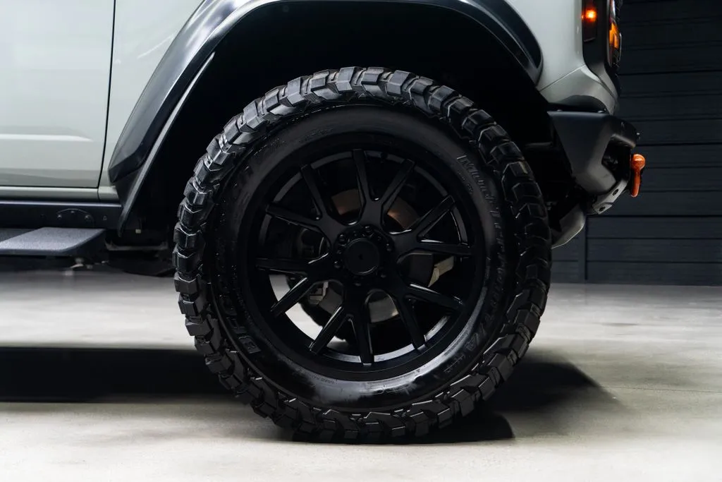 Ford Bronco photo 17