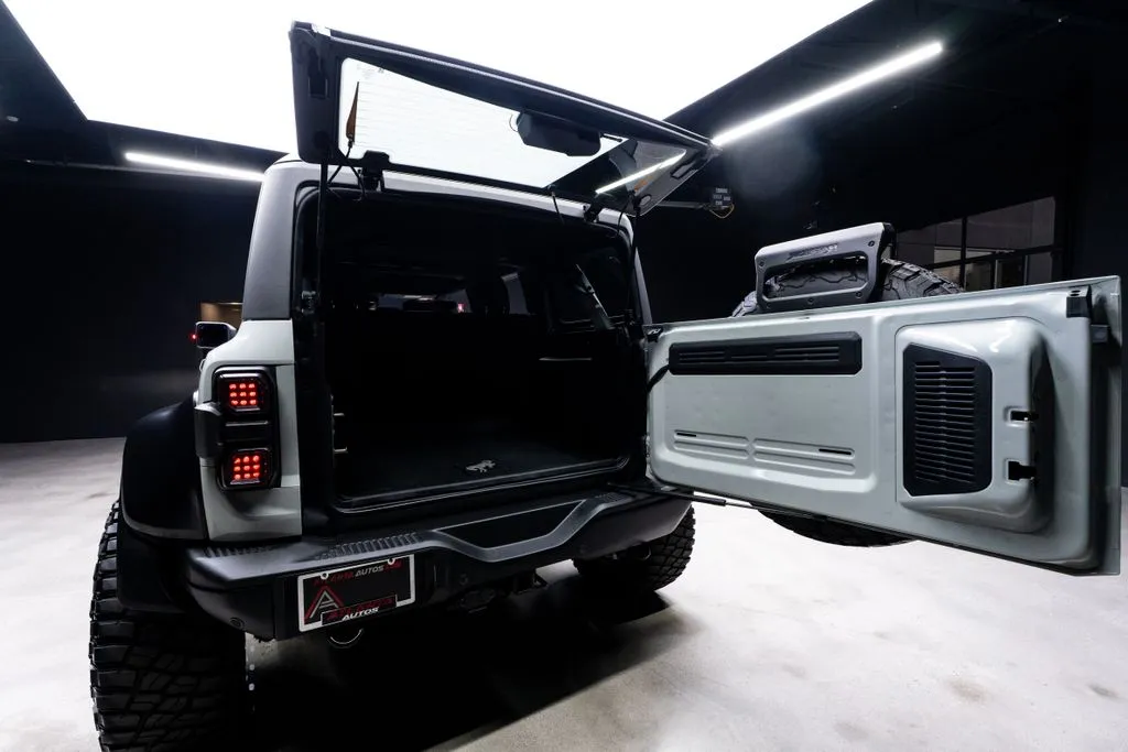 Ford Bronco photo 57