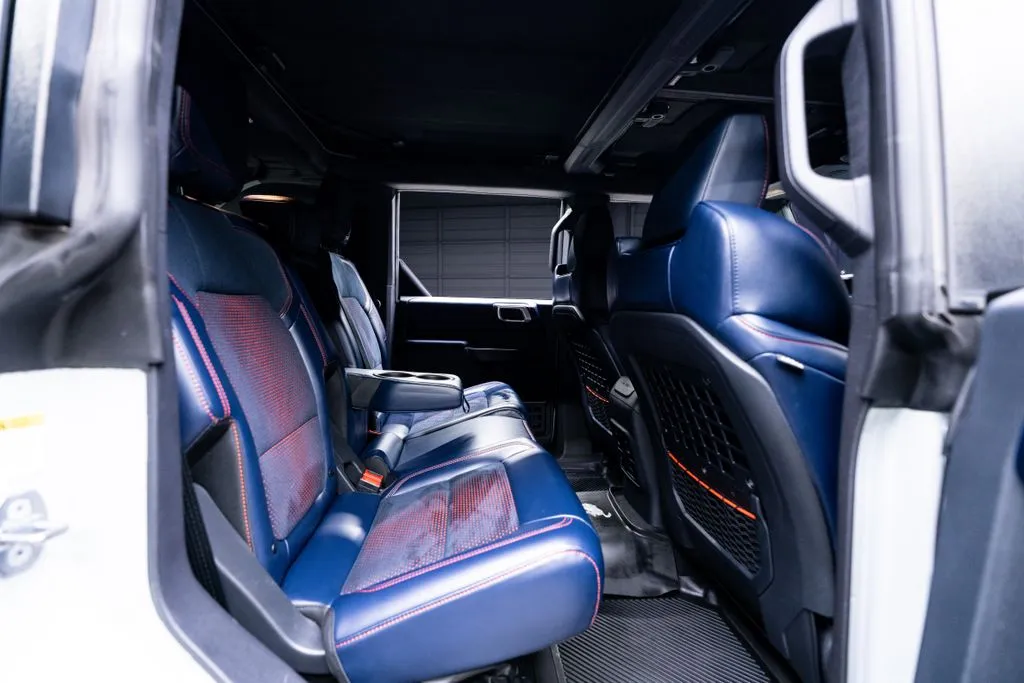 Ford Bronco photo 54