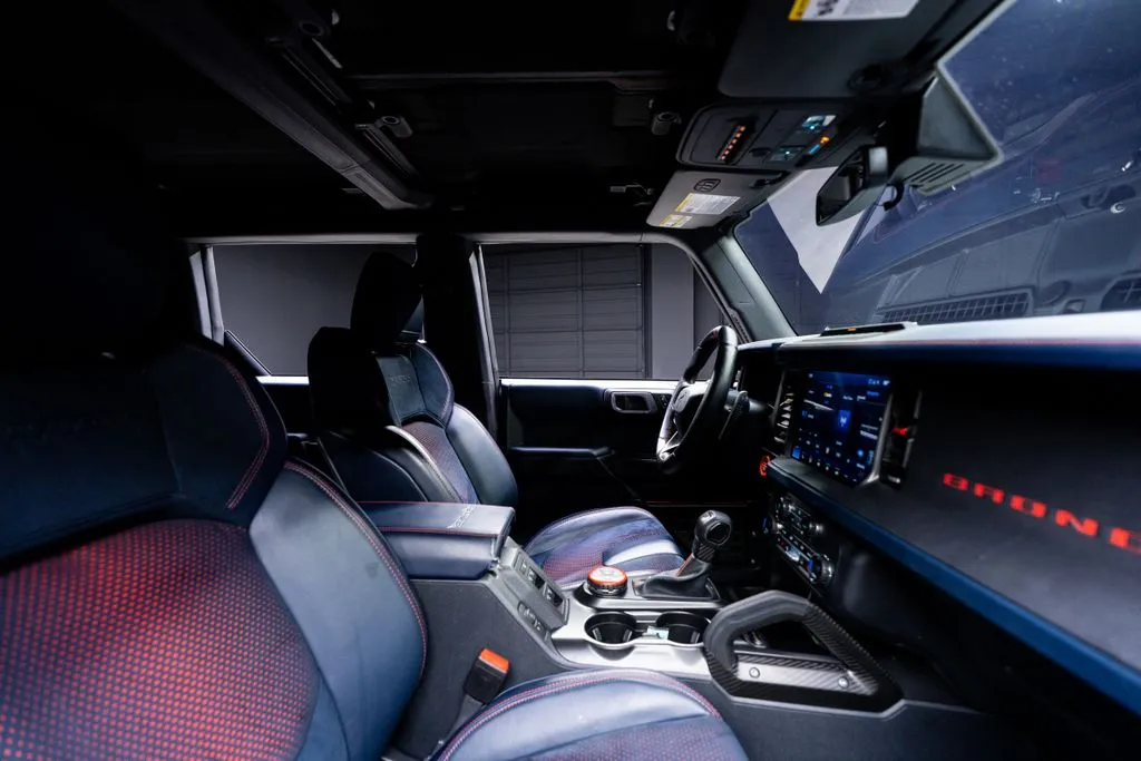 Ford Bronco photo 51