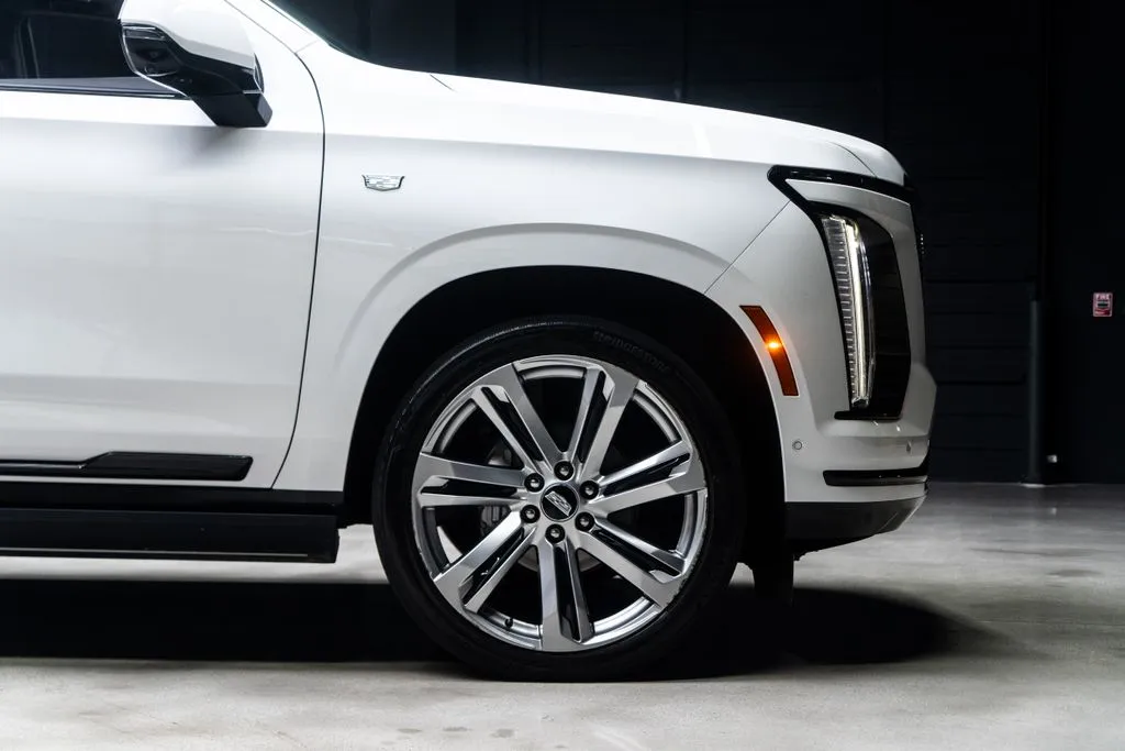 Cadillac Escalade photo 12