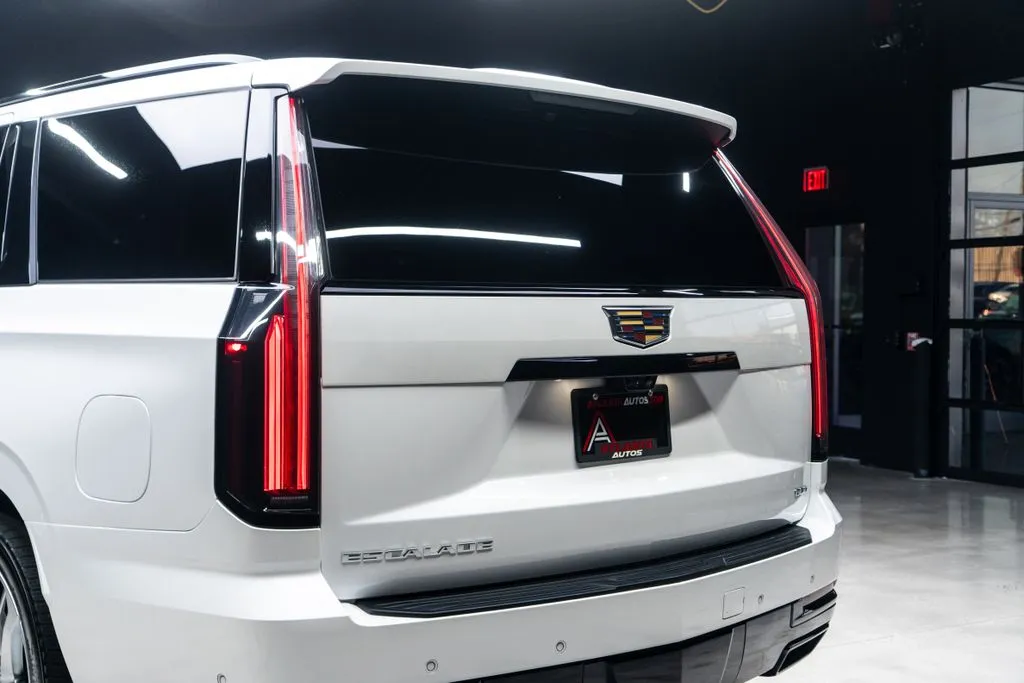 Cadillac Escalade photo 21