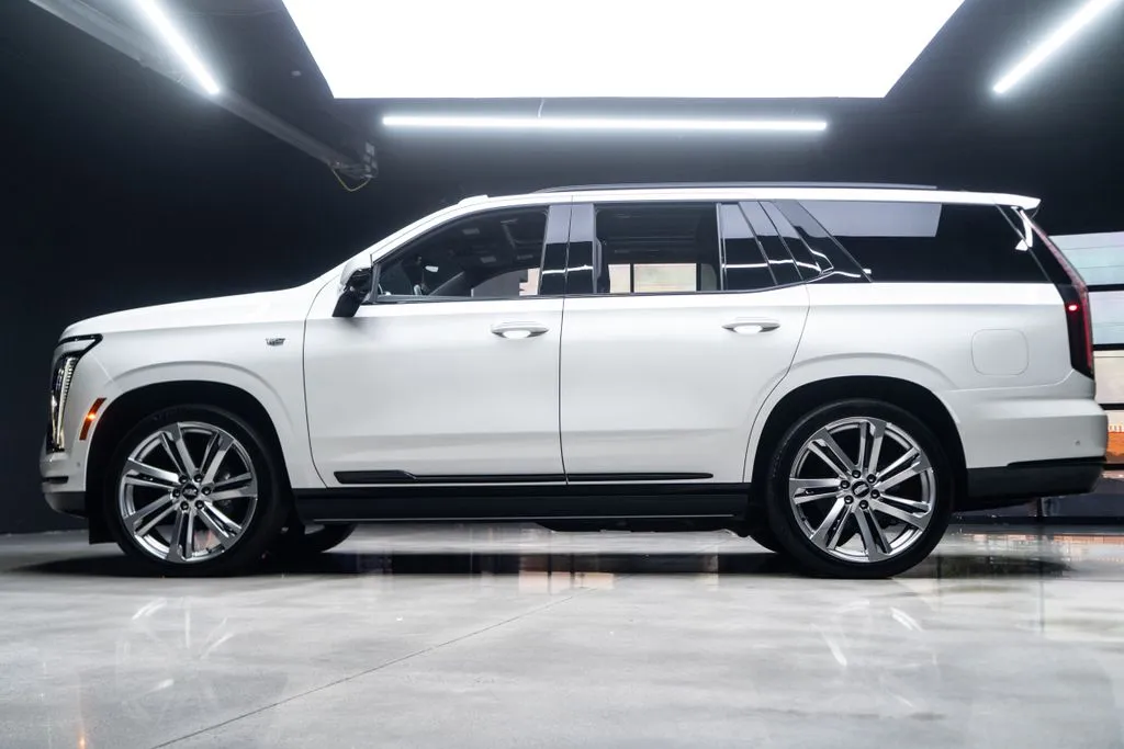 Cadillac Escalade photo 25