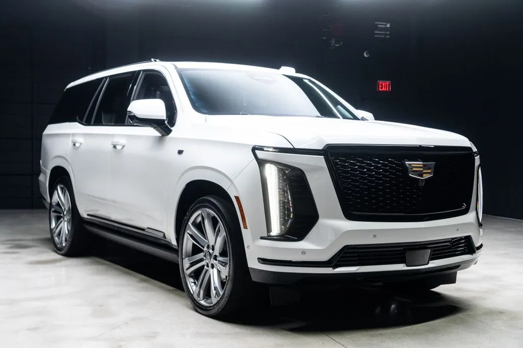 Cadillac Escalade photo 9